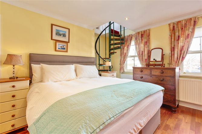 40 Castleknock Drive, Castleknock, Dublin 15