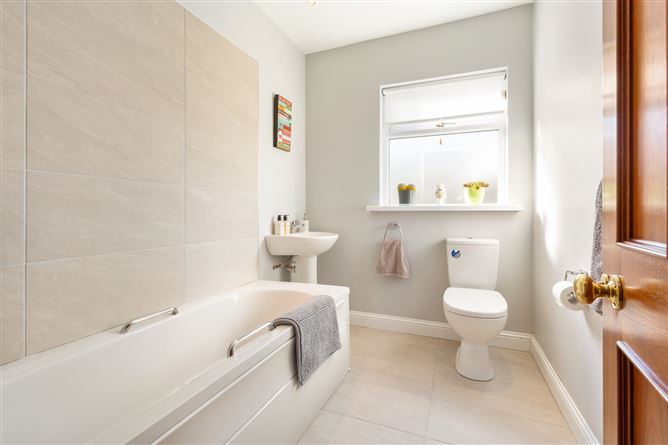 40 Castleknock Drive, Castleknock, Dublin 15