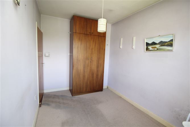 89 College Park, Longford, Longford