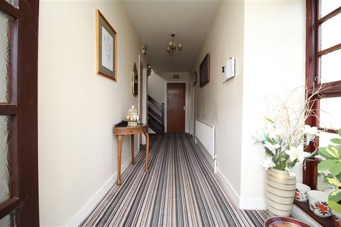 89 College Park, Longford, Longford