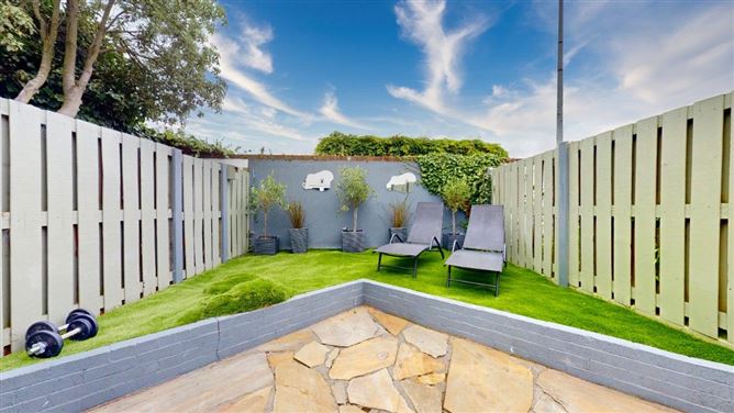 38 heath square, Finglas, Dublin 11