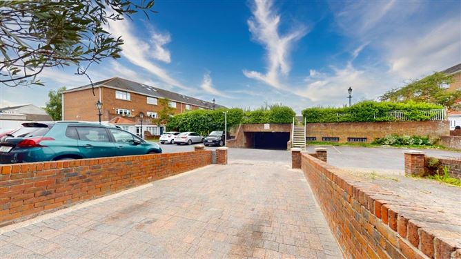 38 heath square, Finglas, Dublin 11