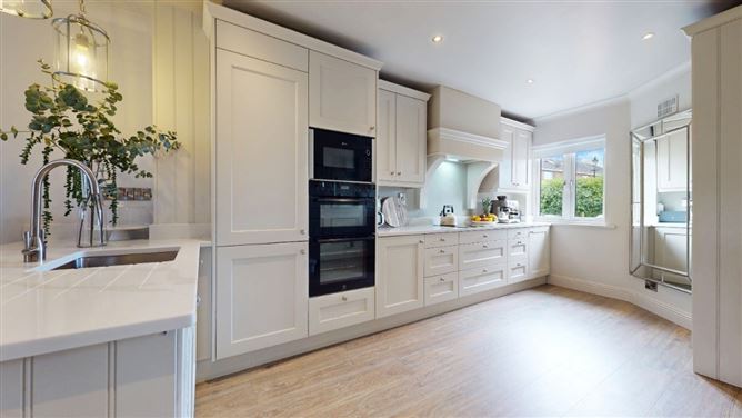 38 heath square, Finglas, Dublin 11