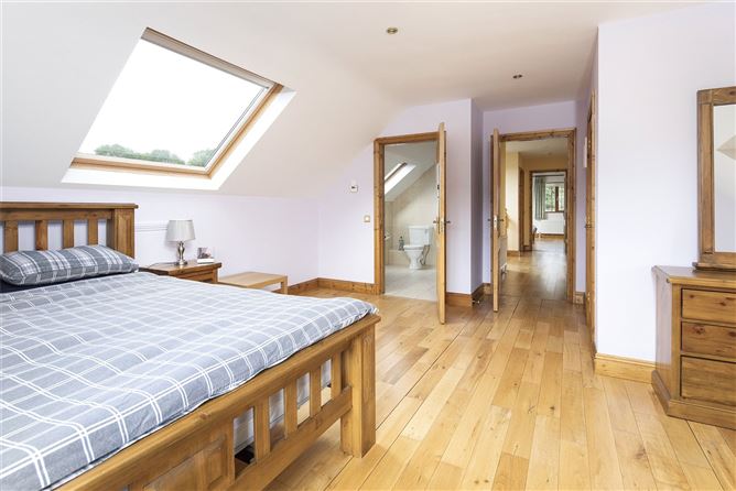 Kenby, Ballyvaloon, Grenagh, Co. Cork
