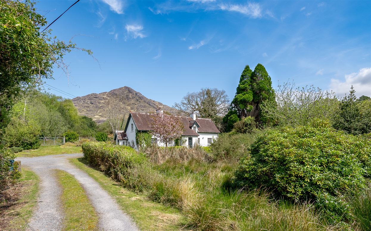 1 Derryconnery Cottage, Lauragh, Kenmare, Co. Kerry, V93 X0A9 1 Derryconnery Cottage, Lauragh, Kenmare, Co. Kerry, V93 X0A9