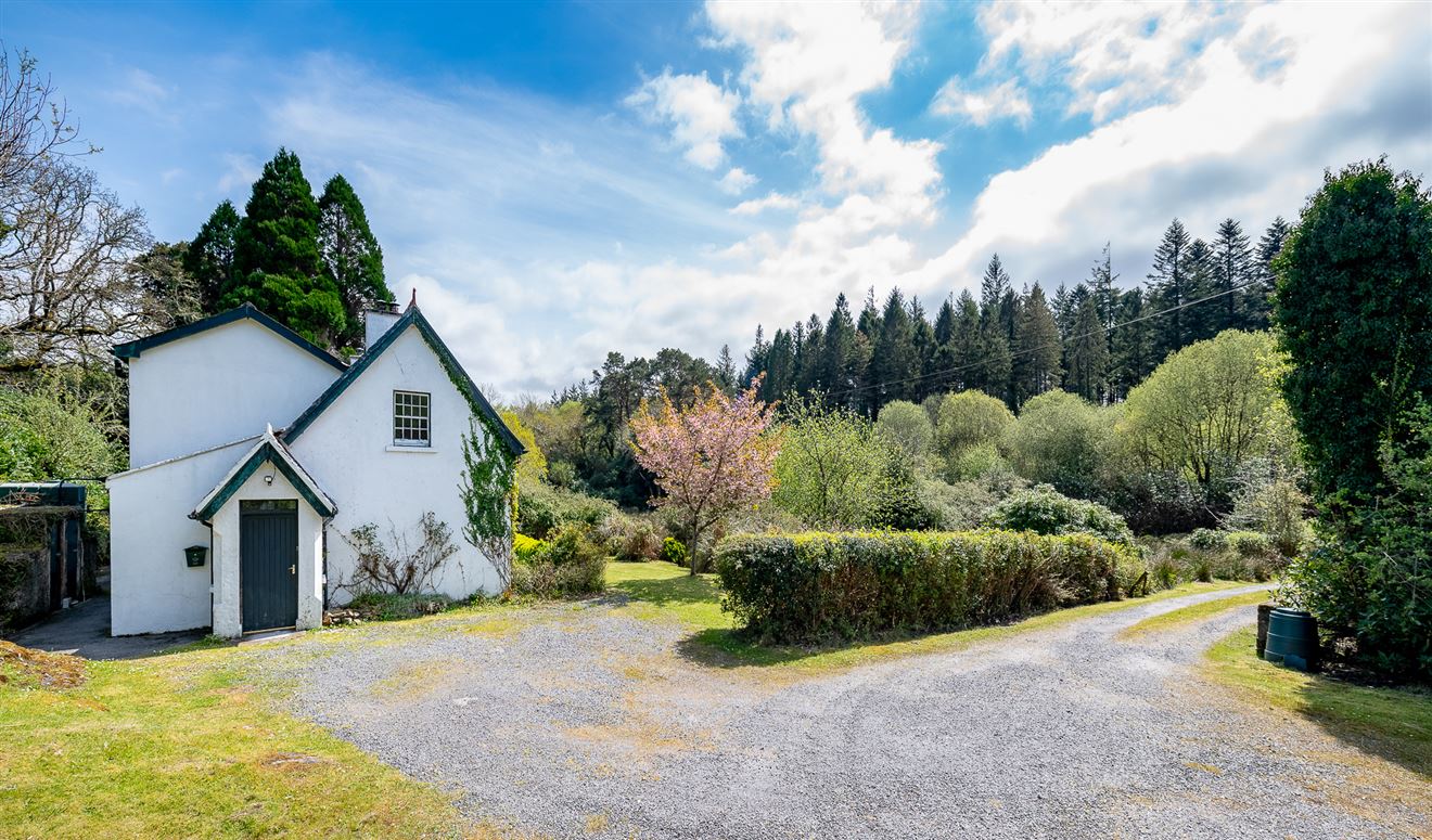 1 Derryconnery Cottage, Lauragh, Kenmare, Co. Kerry, V93 X0A9 1 Derryconnery Cottage, Lauragh, Kenmare, Co. Kerry, V93 X0A9