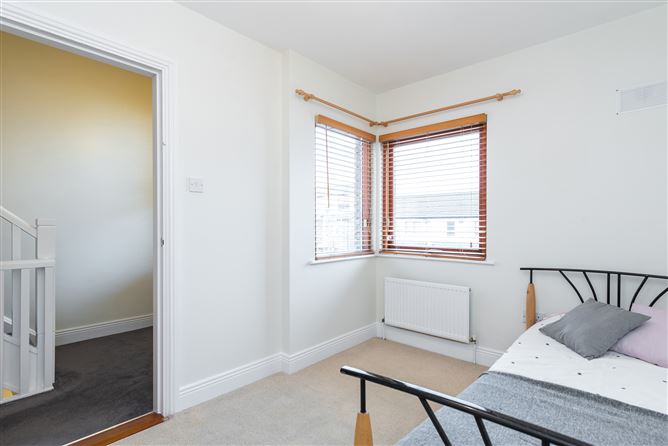 22 Hunters Walk, Ballycullen, Dublin 24