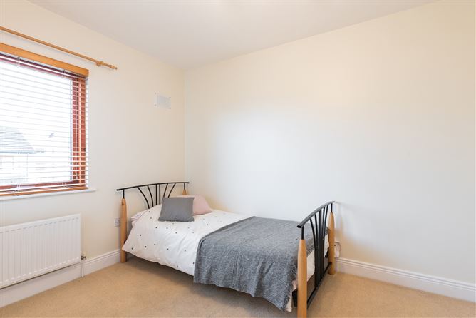 22 Hunters Walk, Ballycullen, Dublin 24