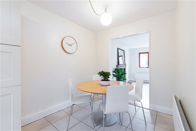 22 Hunters Walk, Ballycullen, Dublin 24
