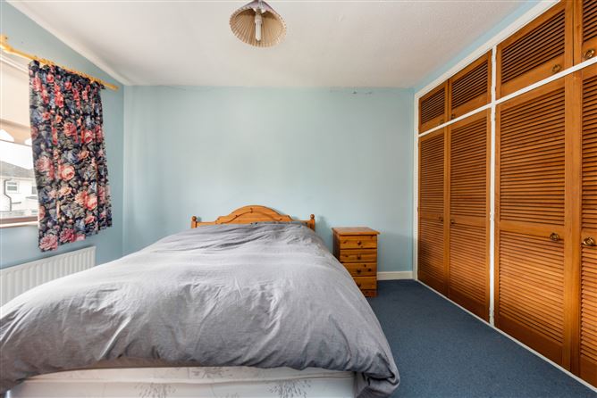 42 Lansdowne Park, Knocklyon, Dublin 16