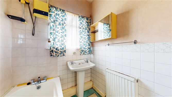 32 Dollymount Park, Clontarf, Dublin