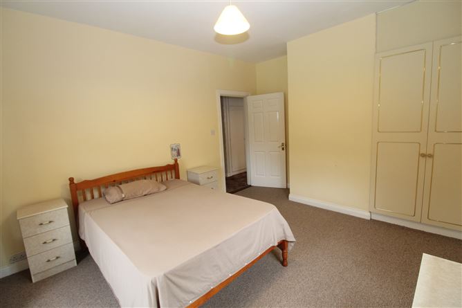 Main Street, Newtownforbes, Longford