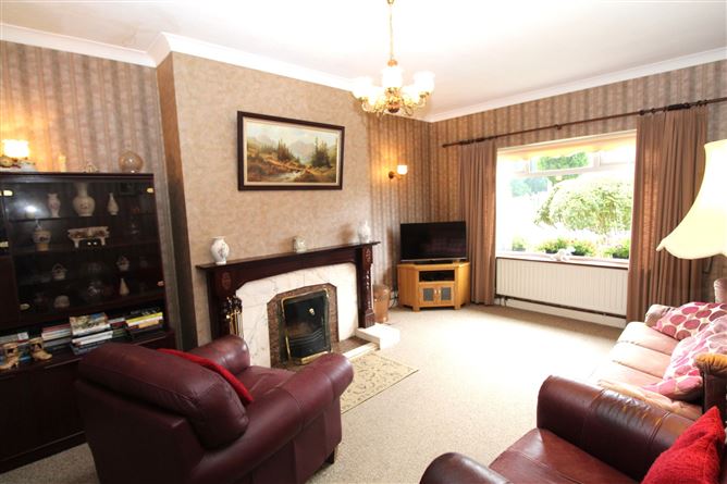 Main Street, Newtownforbes, Longford