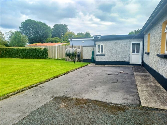 Main Street, Newtownforbes, Longford