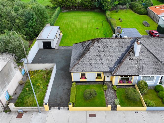 Main Street, Newtownforbes, Longford