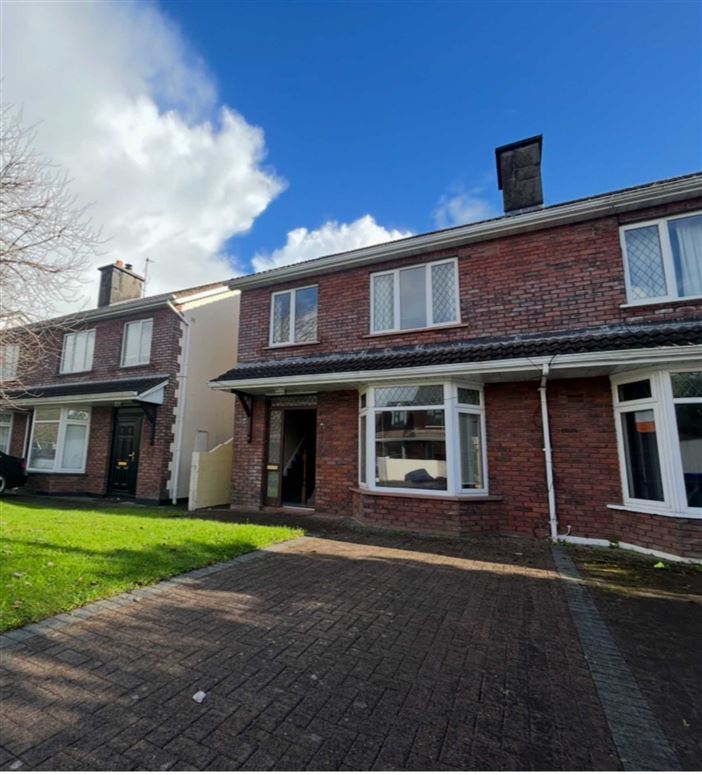 8 Carraig An Oir, Ennis, County Clare