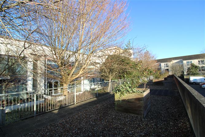 6 Weavers Hall, Clonsilla,   Dublin 15