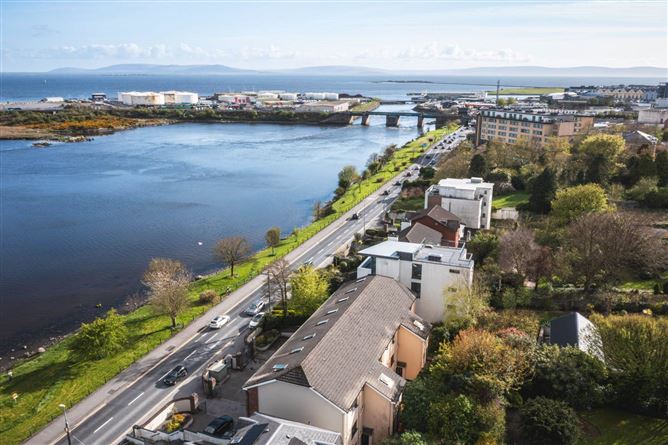 9 Bayview Court, Loughatalia, Galway, County Galway