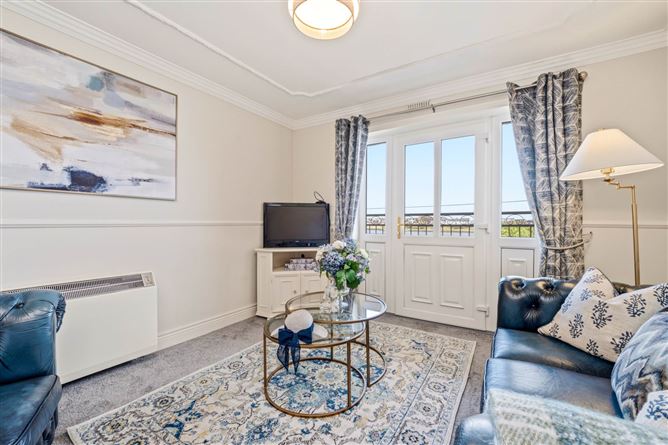 9 Bayview Court, Loughatalia, Galway, County Galway