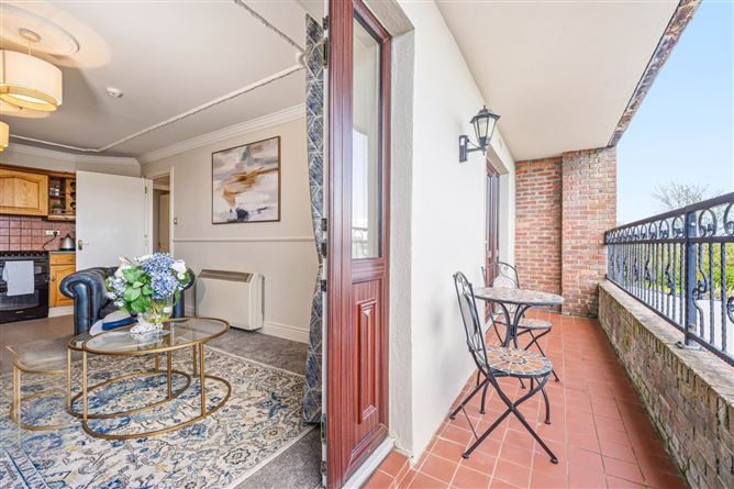 9 Bayview Court, Loughatalia, Galway, County Galway