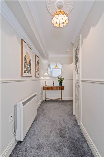 9 Bayview Court, Loughatalia, Galway, County Galway