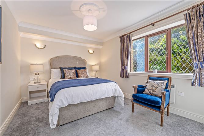 9 Bayview Court, Loughatalia, Galway, County Galway