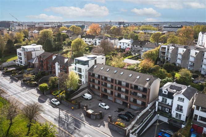 9 Bayview Court, Loughatalia, Galway, County Galway