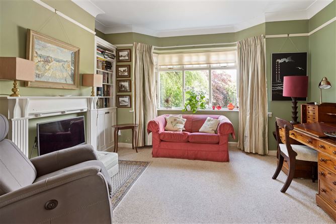 https://photos-a.propertyimages.ie/media/6/7/5/4999576/9cd550d1-60cc-43fb-9576-4cecf39d5e2f_l.jpg