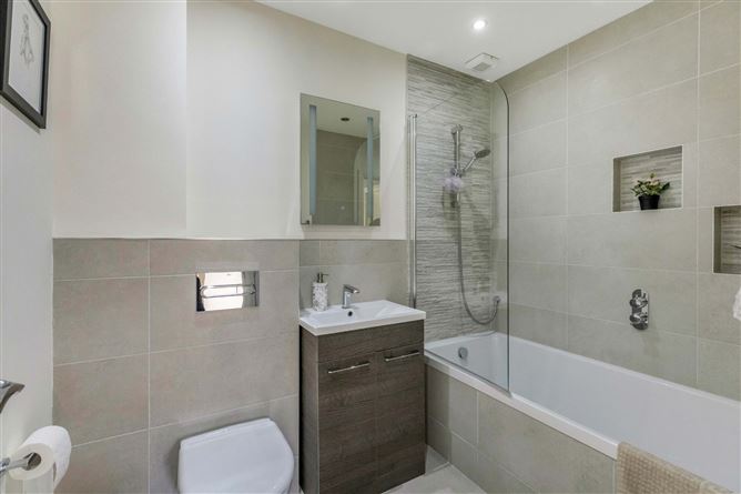 Photo 23 of 32 — 20 Comyn Manor, Swords, Co. Dublin