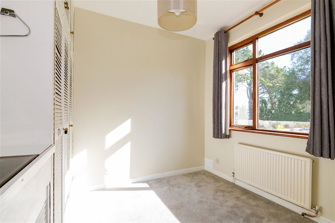 15 Renmore Road, Renmore, Galway 15 Renmore Road, Renmore, Galway