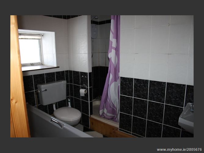 Main Street, Castlemartyr, Midleton, Cork