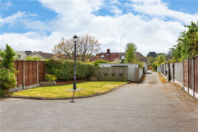 10A Arch Villas, Victoria Road, Greystones