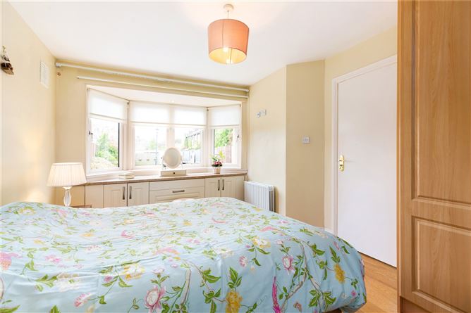 10A Arch Villas, Victoria Road, Greystones