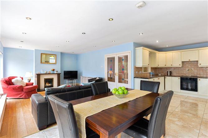 10A Arch Villas, Victoria Road, Greystones