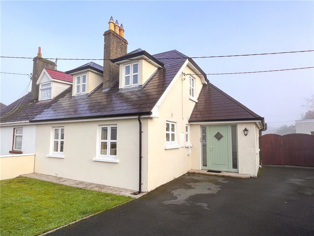 9 Sarsfield St., Thurles, Co. Tipperary Sherry FitzGerald Gleeson