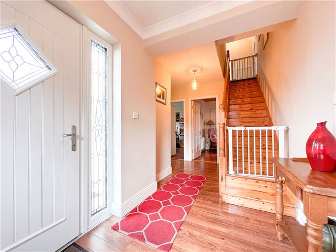 9 Sarsfield St., Thurles, Co. Tipperary Sherry FitzGerald Gleeson