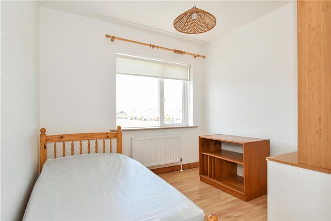 120 Woodfield, Galway Road, Tuam, Co. Galway