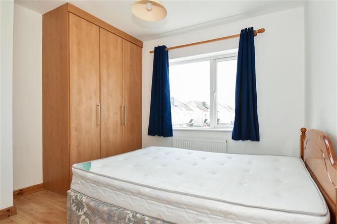 120 Woodfield, Galway Road, Tuam, Co. Galway