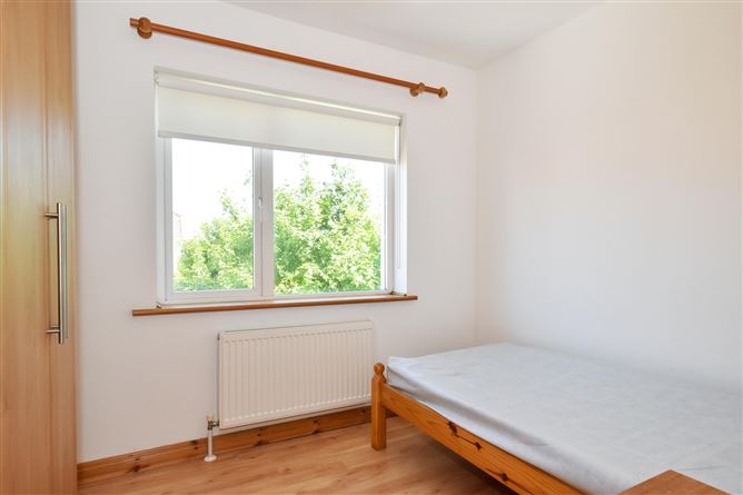 120 Woodfield, Galway Road, Tuam, Co. Galway