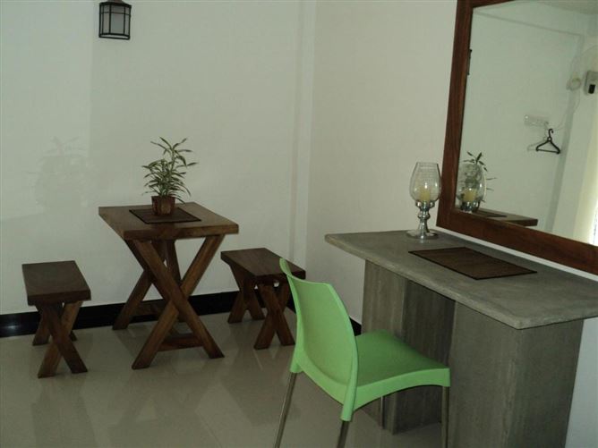Private, Kadugannawa, Kandy District