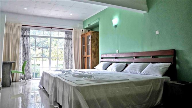Private, Kadugannawa, Kandy District