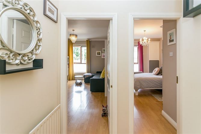 16 York Court, York Road, Dun Laoghaire, Co Dublin