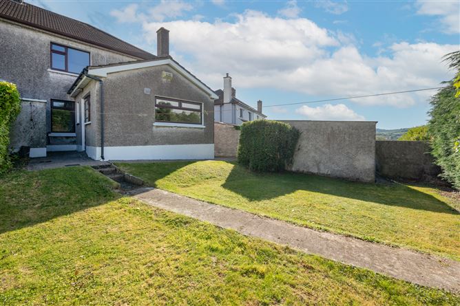 Neidín, 96 Earlswood Estate, The Lough, Cork City