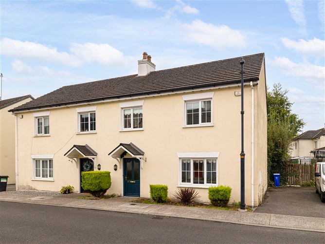 Photo 1 of 27 — 37 Blossom Court, Portlaoise, Laois