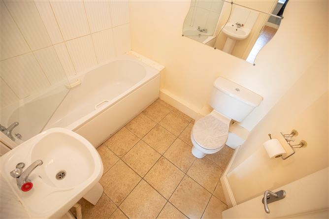 9 The Sycamore, Clonshaugh Woods, Clonshaugh, Dublin 17