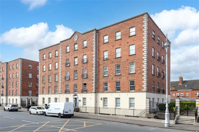 Photo 1 of 18 — 100 Custom Hall, Block 3, Gardiner Street Lower, Dublin 1