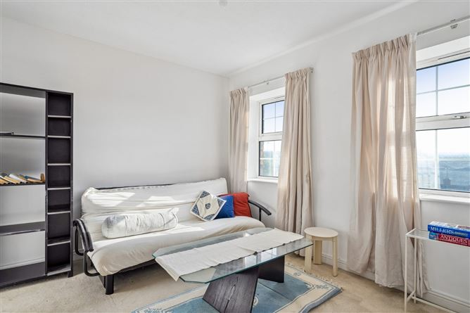 100 Custom Hall, Block 3, Gardiner Street Lower, Dublin 1