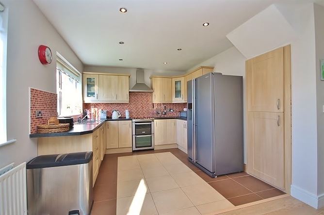 38 The Grove, Kingswood Heights, Dublin 24