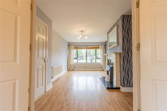 59 Poplar Drive, Carraig an Aírd, Six Cross Roads, Waterford