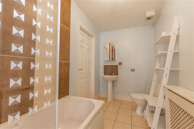 59 Poplar Drive, Carraig an Aírd, Six Cross Roads, Waterford